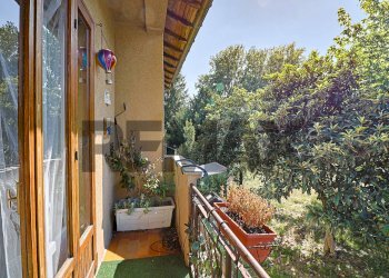 Balcone - Semi-detached house Via Nosè
 
4, Gavirate - photo 24