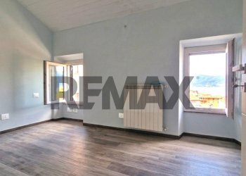 Stanza vuota - Semi-detached house Via Lugano
 
16, Luino - photo 12