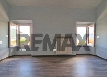 Stanza vuota - Semi-detached house Via Lugano
 
16, Luino - photo 13