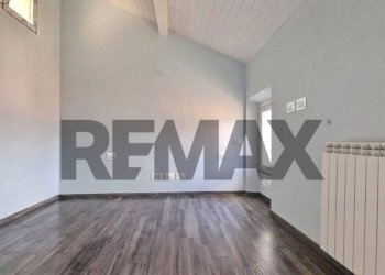 Stanza vuota - Semi-detached house Via Lugano
 
16, Luino - photo 14