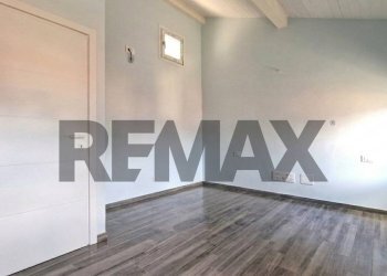 Stanza vuota - Semi-detached house Via Lugano
 
16, Luino - photo 17