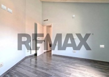 Stanza vuota - Semi-detached house Via Lugano
 
16, Luino - photo 18