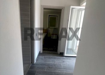 Hall / corridoio - Two-room apartment Via Treves
 
18, Vergiate - photo 4