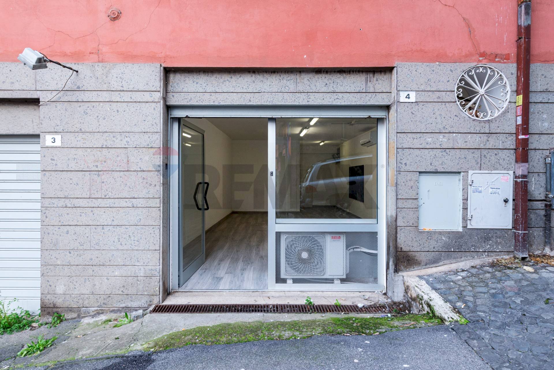 Edificio all\'aperto - Locale Commerciale LARGO LOLLI
3/4, Mentana - foto 2