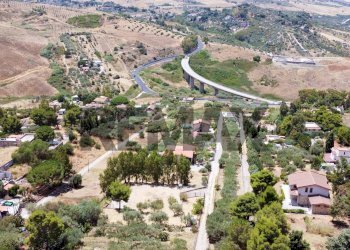 Vista delle montagne - Terreno agricolo contrada masseria d'amari
93 A, Misilmeri - foto 8