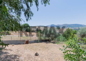 Vista delle montagne - Terreno agricolo contrada masseria d'amari
93 A, Misilmeri - foto 17