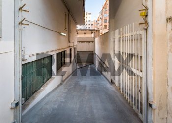 Terrazza - Box Via Val Di Mazara
 
41-s1, Palermo - foto 13