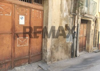 Edificio all\'aperto - Box Via Madonna della Stella
 
89, Caltagirone - foto 4
