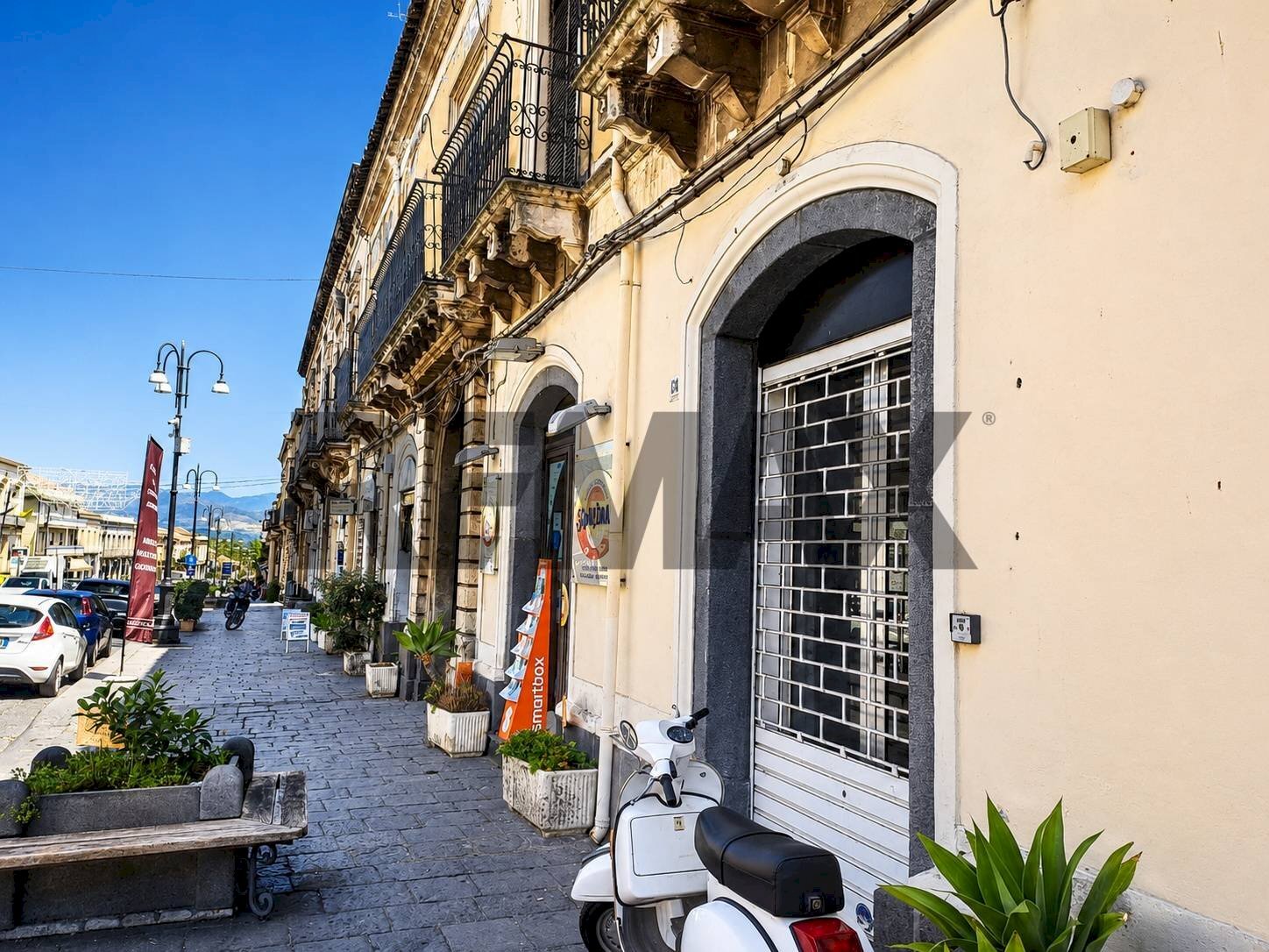 Edificio all\'aperto - Commercial Activity Via Callipoli
134, Giarre - photo 2