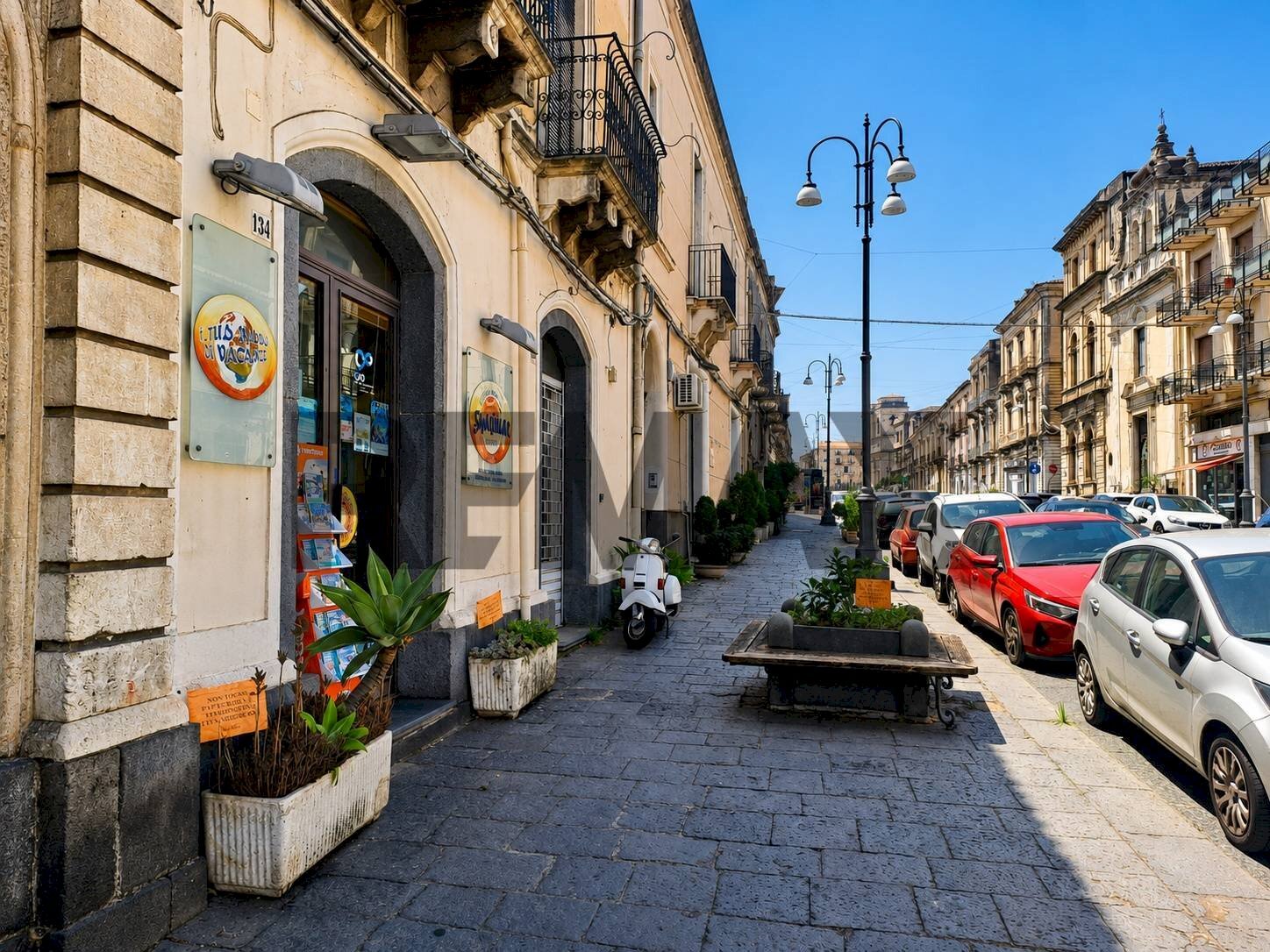 Edificio all\'aperto - Commercial Activity Via Callipoli
134, Giarre - photo 3