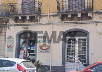 Edificio all\'aperto - Commercial Activity Via Callipoli
134, Giarre - photo 1