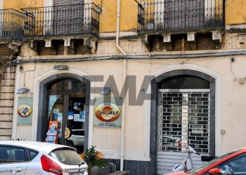 Edificio all\'aperto - Commercial Activity Via Callipoli
134, Giarre - photo 1
