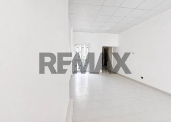 Stanza vuota - Commercial Activity Via Callipoli
134, Giarre - photo 4