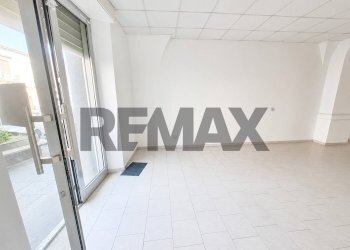 Stanza vuota - Commercial Activity Via Callipoli
134, Giarre - photo 5