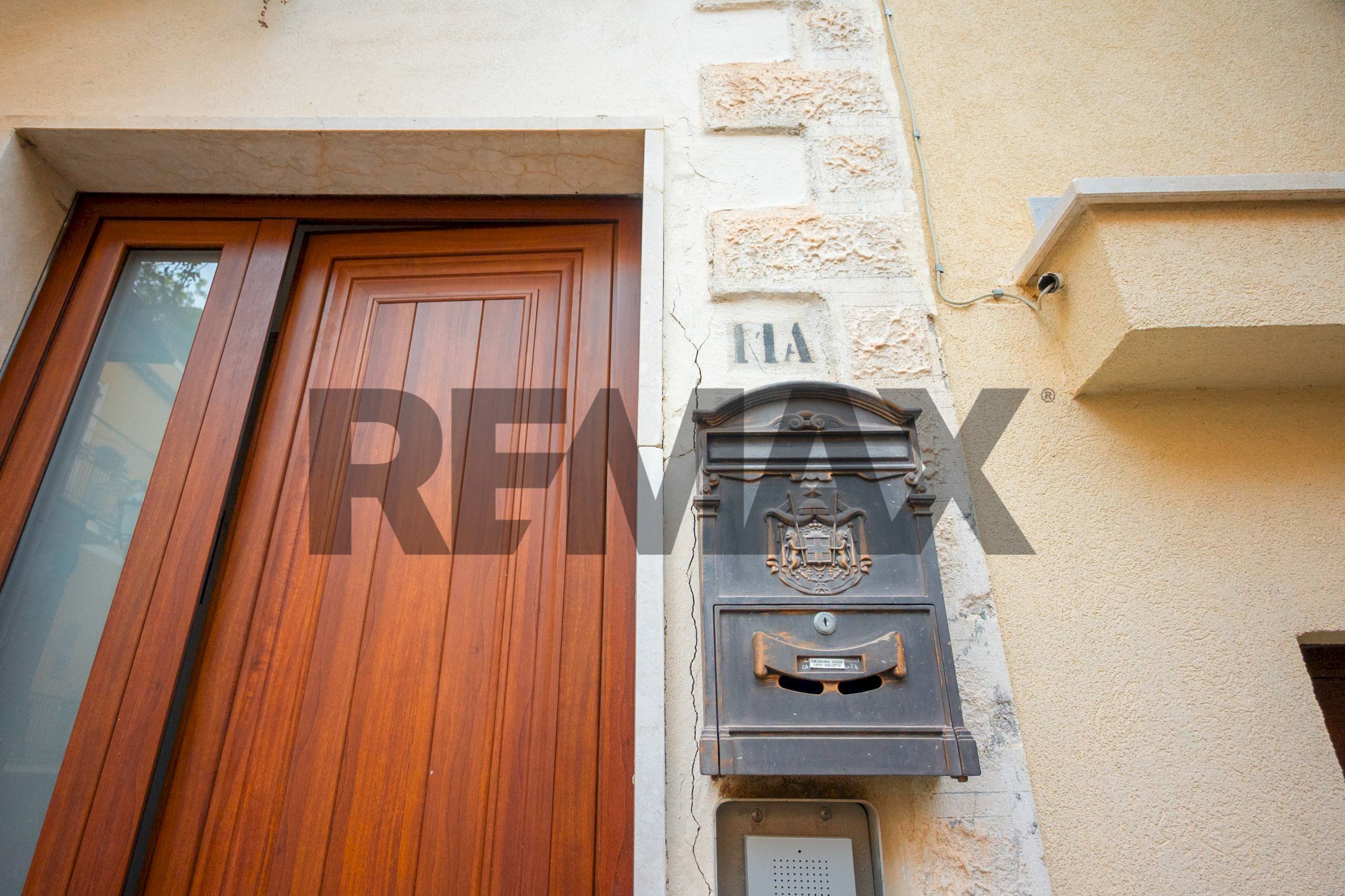 Edificio all\'aperto - Three-room apartment Via Timoleone
11, Taormina - photo 2