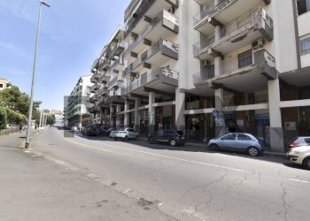 Edificio all\'aperto - Locale Commerciale Via Torino
50, Catania - foto 22