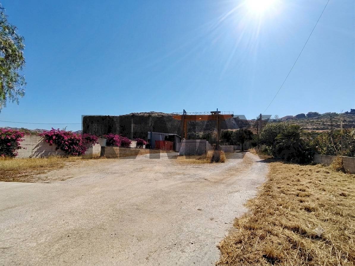 Casa all\'aperto - Terreno agricolo SP18
 
snc, Custonaci - foto 1