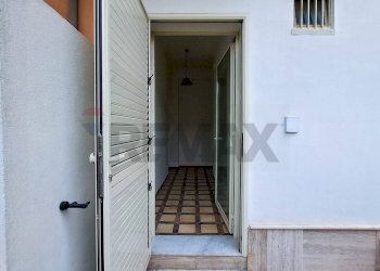 Hall / corridoio - Casa semi indipendente VILLAGGIO DELLE CONCHIGLIE
 
16, Augusta - foto 1