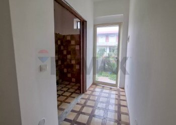 Hall / corridoio - Casa semi indipendente VILLAGGIO DELLE CONCHIGLIE
 
16, Augusta - foto 2