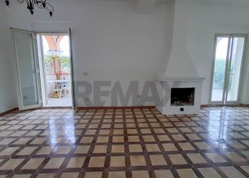 Stanza vuota - Casa semi indipendente VILLAGGIO DELLE CONCHIGLIE
 
16, Augusta - foto 15