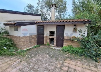 Casa all\'aperto - Casa semi indipendente VILLAGGIO DELLE CONCHIGLIE
 
16, Augusta - foto 30