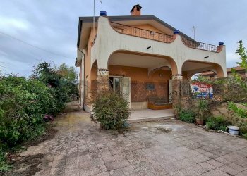Casa all\'aperto - Casa semi indipendente VILLAGGIO DELLE CONCHIGLIE
 
16, Augusta - foto 32