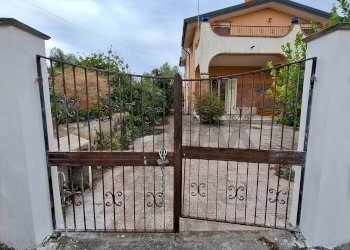 Casa all\'aperto - Casa semi indipendente VILLAGGIO DELLE CONCHIGLIE
 
16, Augusta - foto 34