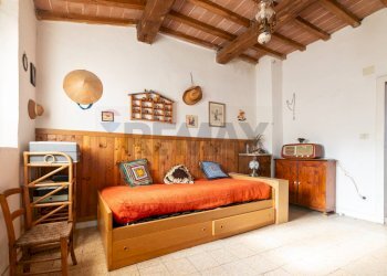 Camera / camera da letto - Trilocale Località il Prato
 
9, Bucine - foto 5