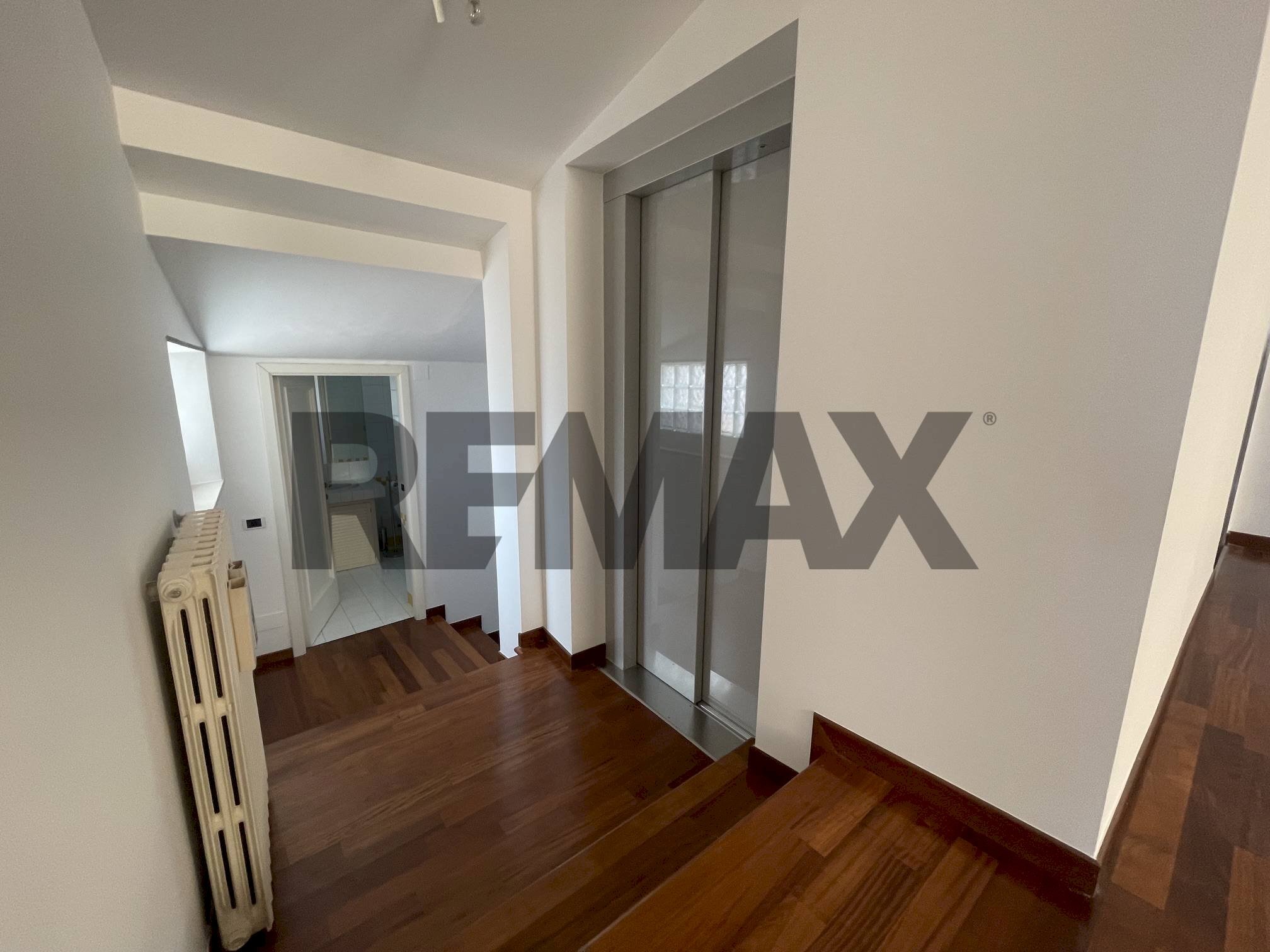 Hall / corridoio - Quadrilocale Via Cavour
1, Jesi - foto 3