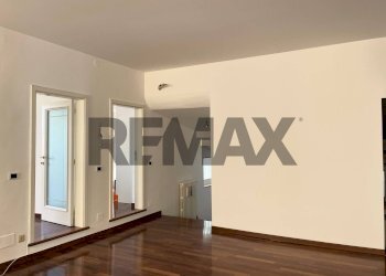 Stanza vuota - Four-room apartment Via Cavour
 
1, Jesi - photo 4