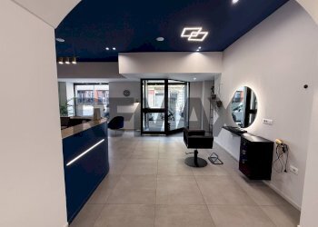 Ricezione / Lobby - Commercial Activity Via Luigi Cibrario
4, Torino - photo 8