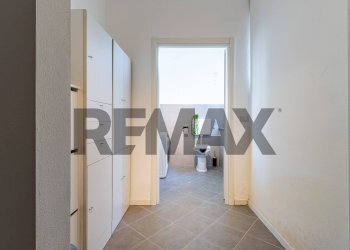 Hall / corridoio - Trilocale VIA CARDUCCI
 
15, Briosco - foto 21