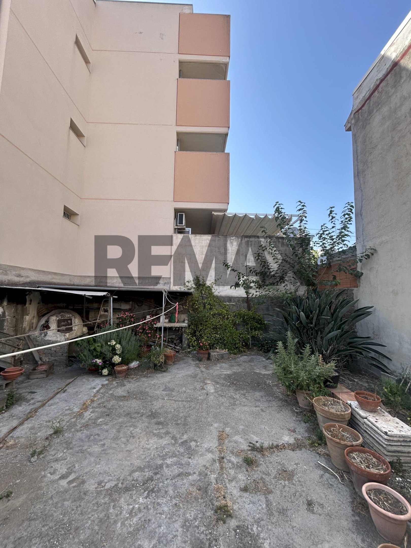 Edificio all\'aperto - Independent house corso umberto i
 
215, Nizza di Sicilia - photo 3
