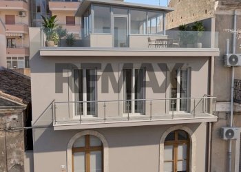 Edificio all\'aperto - Independent house corso umberto i
 
215, Nizza di Sicilia - photo 1