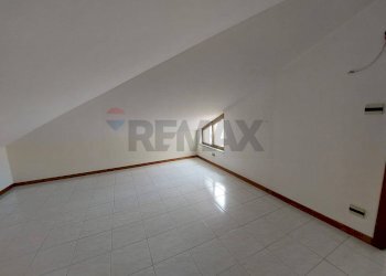 Stanza vuota - Attic via ruggero leoncavallo
 
6, Taormina - photo 8