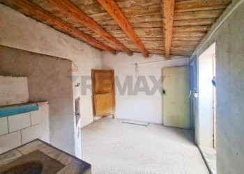 Stanza vuota - Casa semi indipendente via umberto
110, Ferla - foto 7
