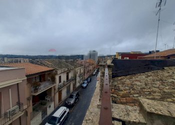 Edificio all\'aperto - Casa semi indipendente via umberto
110, Ferla - foto 33