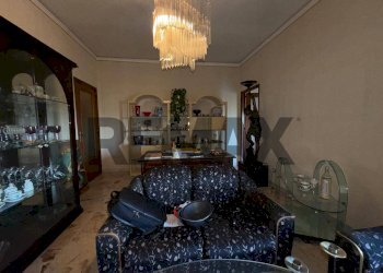 Sala da pranzo - Appartamento VIA MADONNA DELLA VIA
 
178, Gravina di Catania - foto 5
