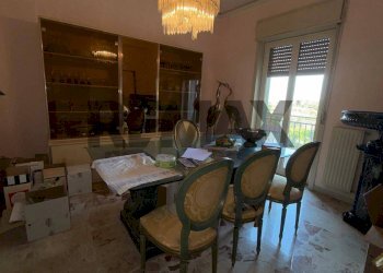 Sala da pranzo - Appartamento VIA MADONNA DELLA VIA
 
178, Gravina di Catania - foto 7