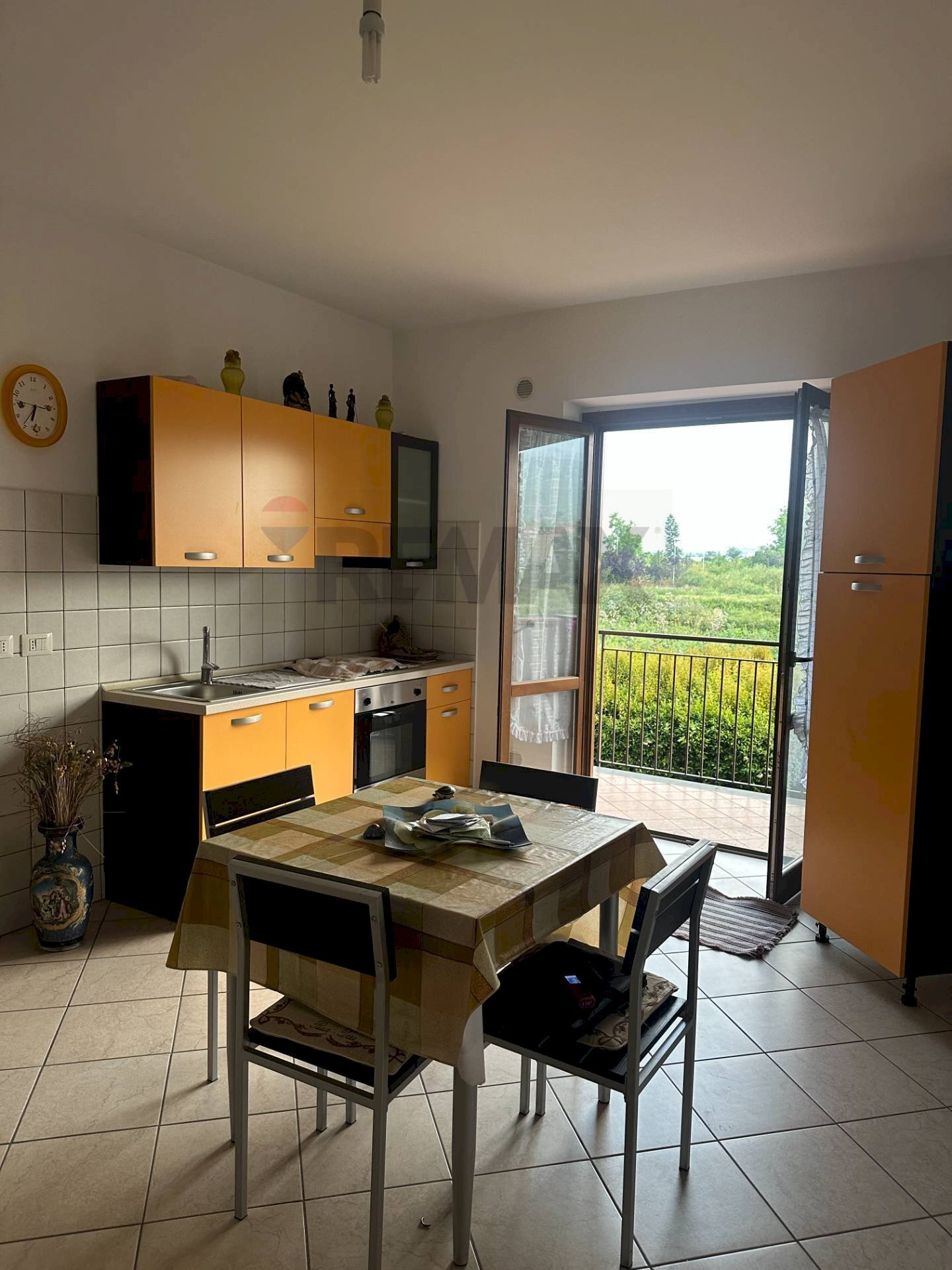 Sala da pranzo - Bilocale VIA CARRATA
 
7, Mascali - foto 3