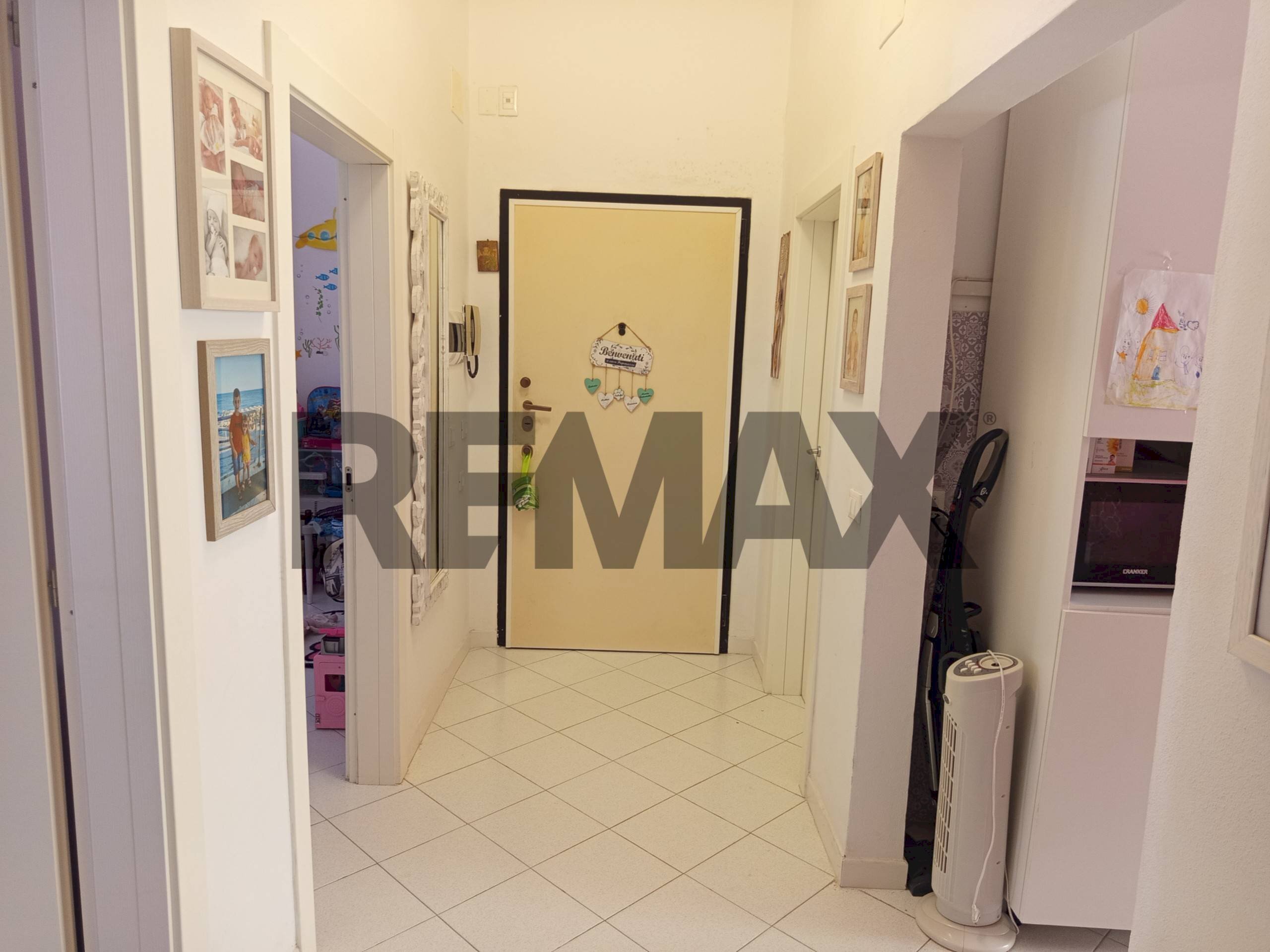 Hall / corridoio - Four-room apartment Via donizetti
6, Piombino - photo 3