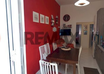 Sala da pranzo - Four-room apartment Via donizetti
 
6, Piombino - photo 10
