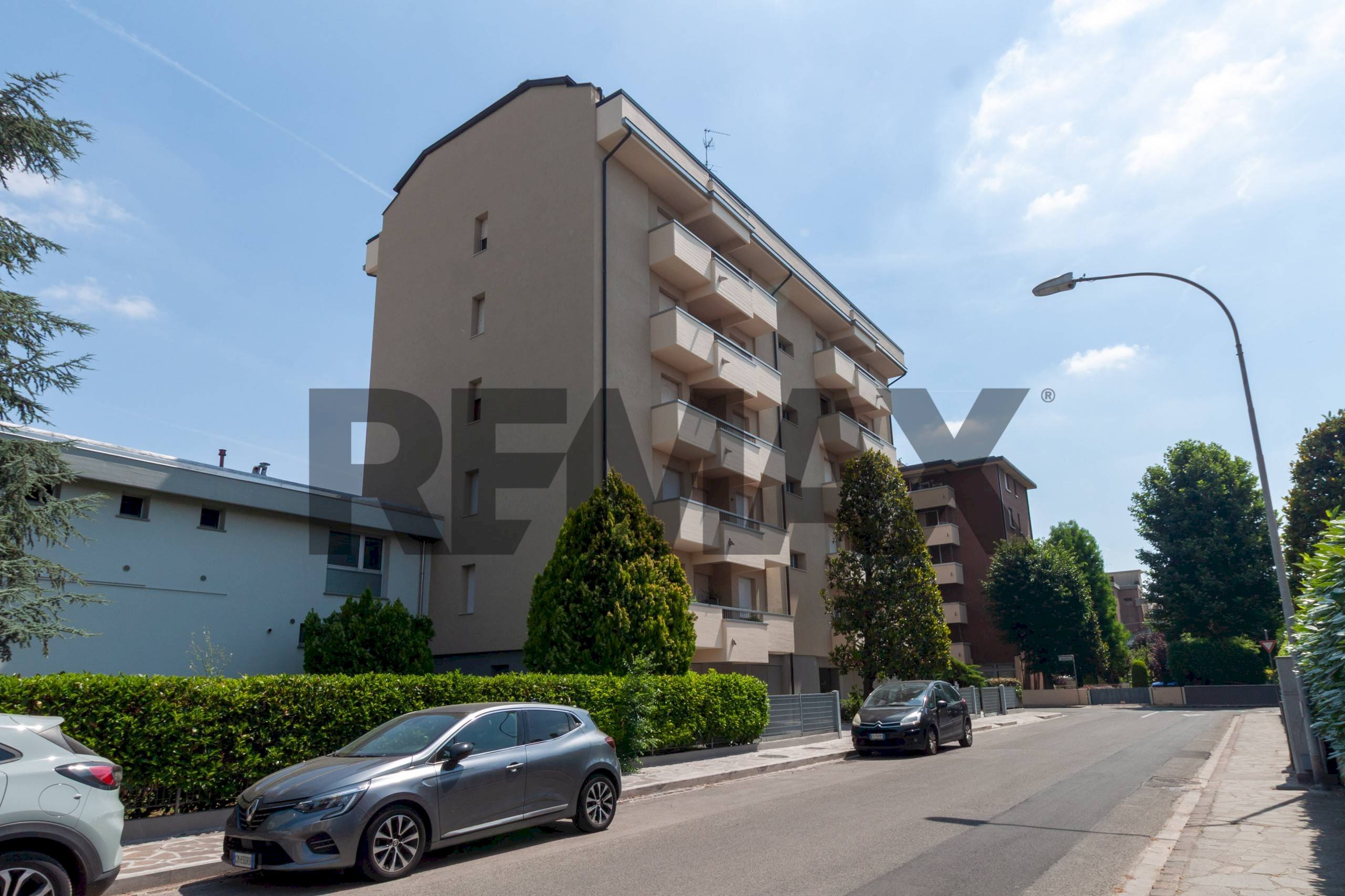 Edificio all\'aperto - Four-room apartment Via inghilterra
 
2, Carpi - photo 1