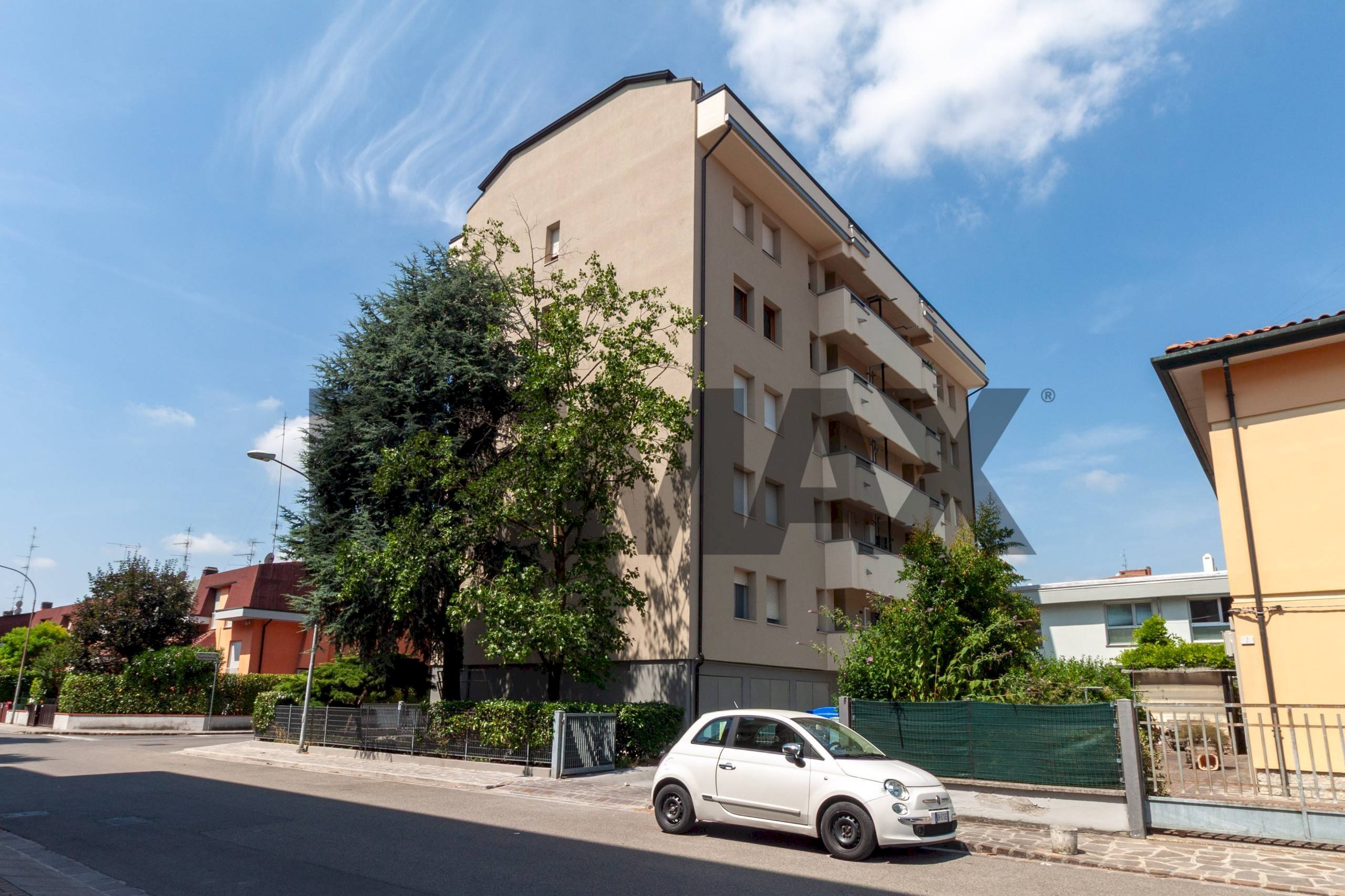 Edificio all\'aperto - Four-room apartment Via inghilterra
2, Carpi - photo 2