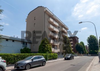 Edificio all\'aperto - Four-room apartment Via inghilterra
 
2, Carpi - photo 1