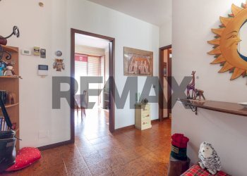 Hall / corridoio - Four-room apartment Via inghilterra
 
2, Carpi - photo 5