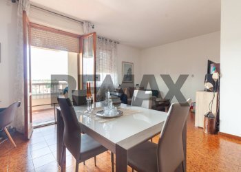 Sala da pranzo - Four-room apartment Via inghilterra
 
2, Carpi - photo 15