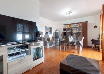Sala da pranzo - Four-room apartment Via inghilterra
 
2, Carpi - photo 17