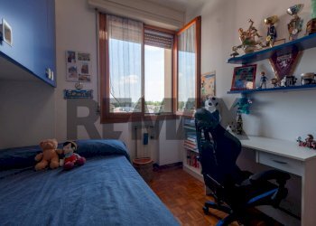 Camera / camera da letto - Four-room apartment Via inghilterra
 
2, Carpi - photo 26