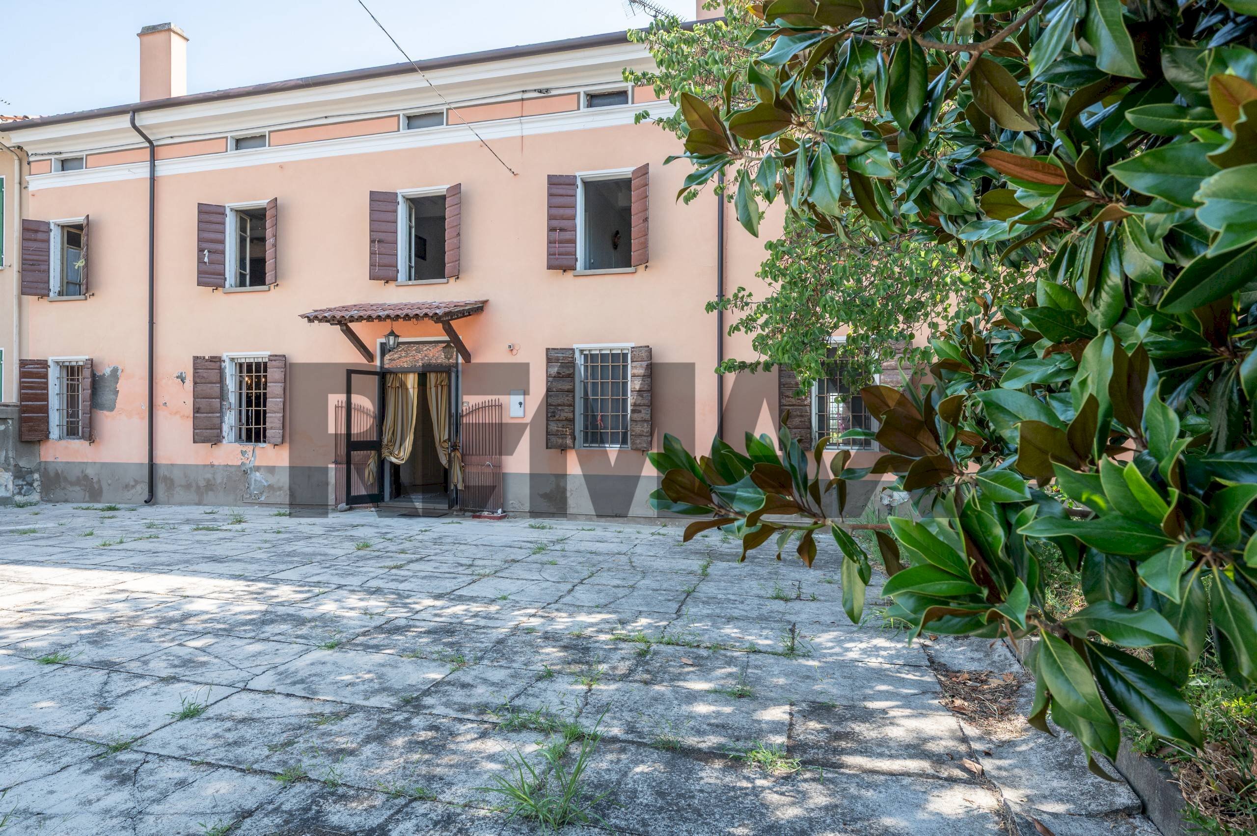 Casa all\'aperto - Villa a Schiera Via Padre Kolbe
21/8, Commessaggio - foto 2